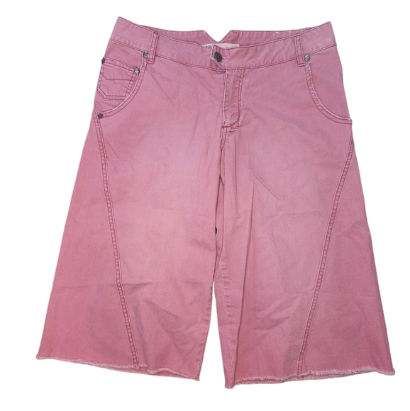 Mudd Pants - MUDD pink baggy denim shorts/jorts juniors size 9
